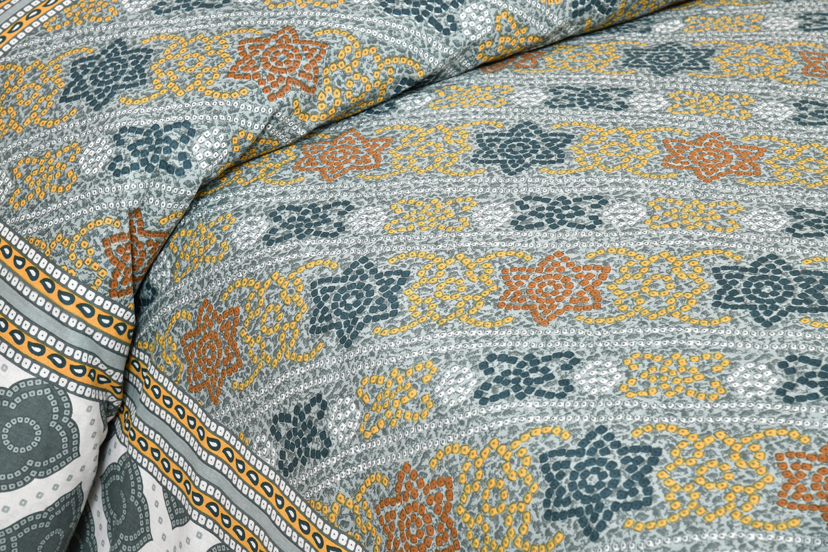 King Size Cotton Bedsheet. 90x108 inch approx. 1 Bedsheet 2 Pillow Covers.